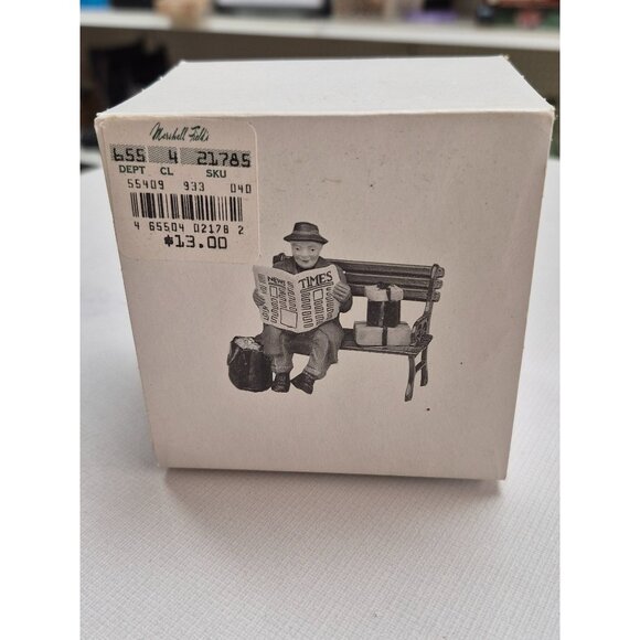 Department 56 "Rest Ye Merry Gentleman" Heritage Village Christmas Figurine - Picture 8 of 9